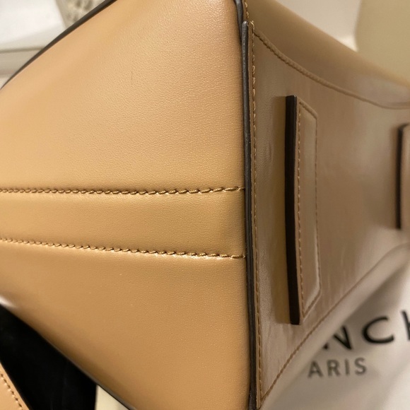 Givenchy Beige Small Antigona - Picture 7 of 13